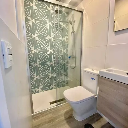 Balneario Estudio Con Terraza Playa A 400m Malaga